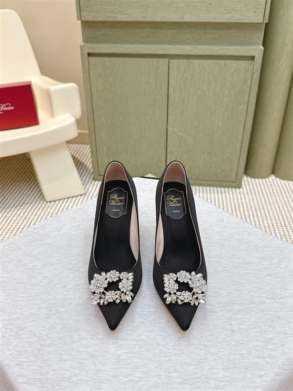 20251127171740746 310